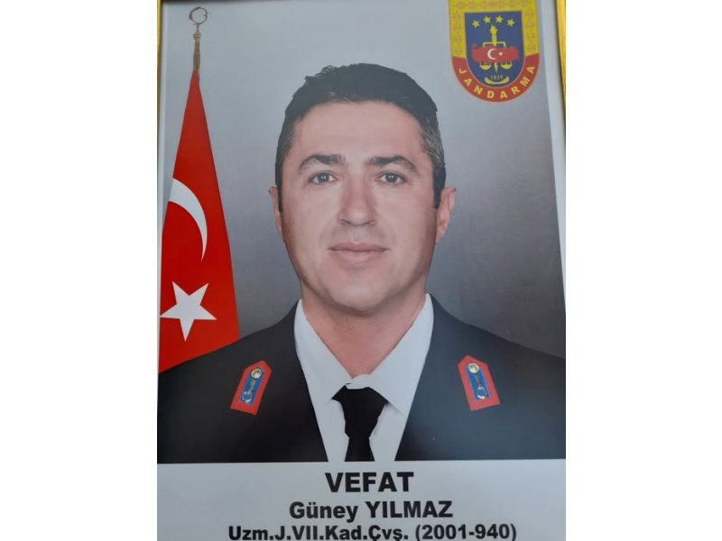 ACI KAYBIMIZ Trafik Kazasında Uzm.J.VIII.Kad.Çvş. Erman Güney YILMAZ (2001) Hayatını Kaybetti